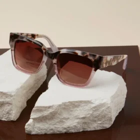Lunettes de Soleil Madison pour femme, fabriquées à la main Lunettes de Soleil Madison pour femme, fabriquées à la main
