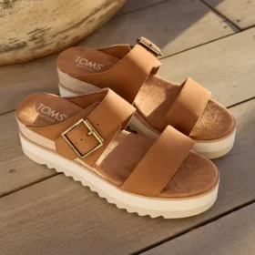 Sandales mules à talon compensé et boucle Diana pour femme