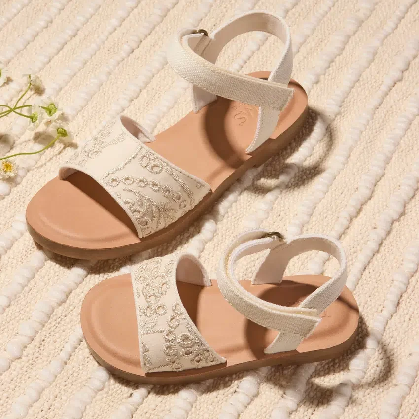 Sandales pour enfants Remi à bride à la cheville Sandales pour enfants Remi à bride à la cheville